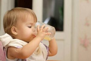 Bebe pode tomar suco?
