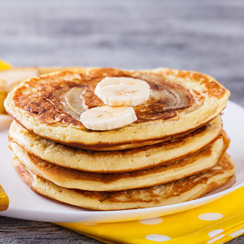 Panqueca de banana com canela